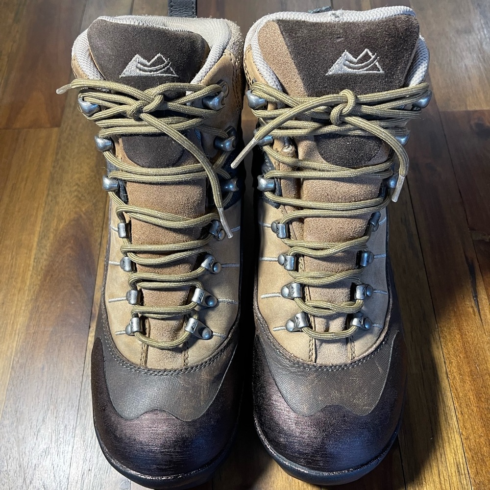 Montrail Torre GTX Wide. Gore-Tex  Brown Hiking Boots Vibram Sole Mens Size 9.5